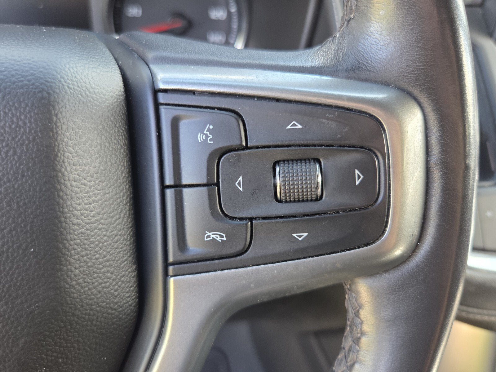 2022 Chevrolet Tahoe LS
