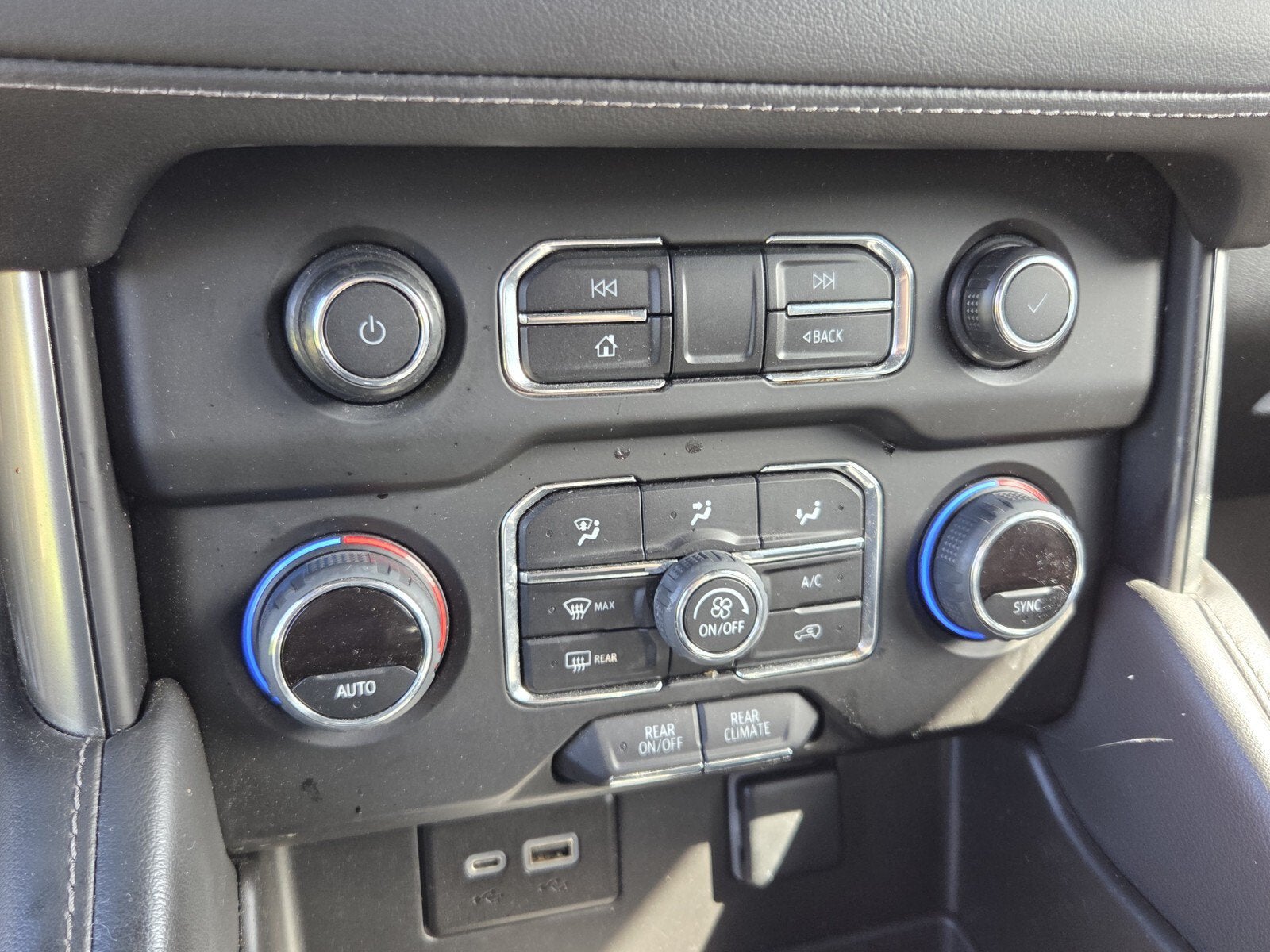 2022 Chevrolet Tahoe LS