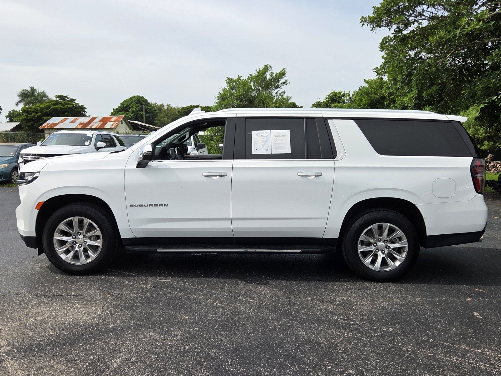 2023 Chevrolet Suburban Premier