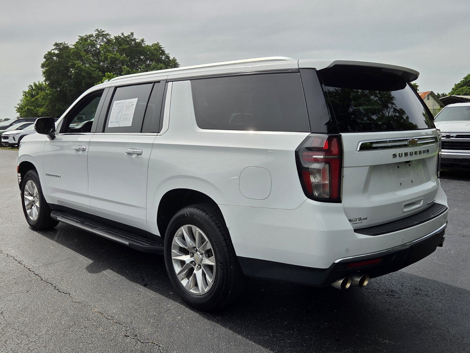 2023 Chevrolet Suburban Premier