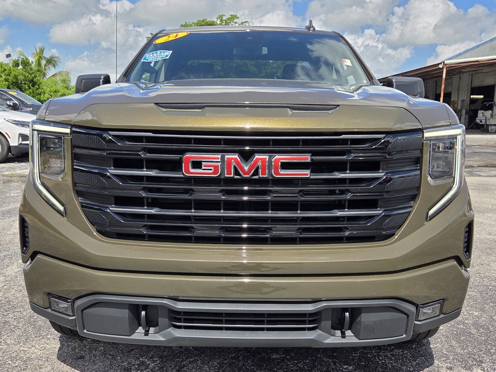 2024 GMC Sierra 1500 Elevation