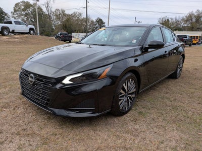 2023 Nissan Altima SV FWD