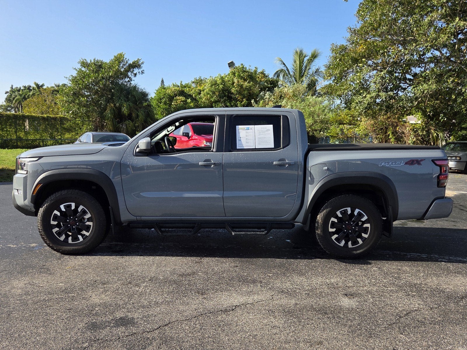 2024 Nissan Frontier Crew Cab PRO-4X 4x4