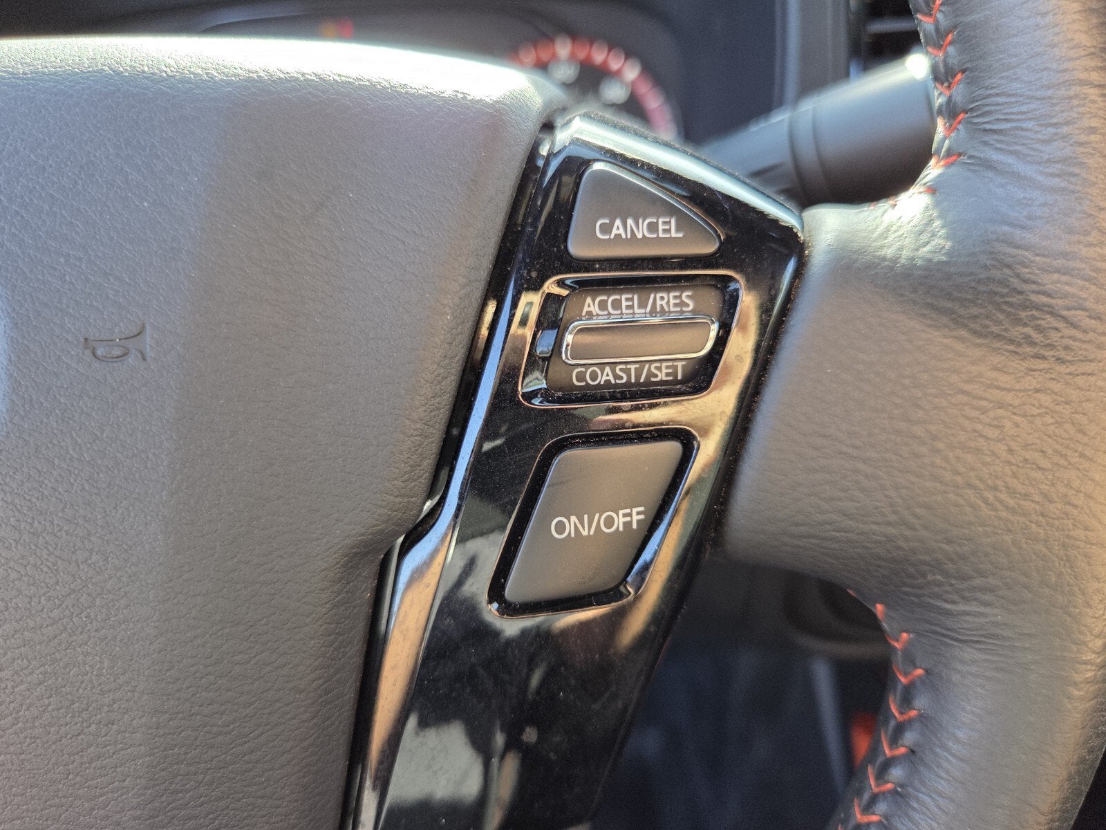 2024 Nissan Frontier Crew Cab PRO-4X 4x4
