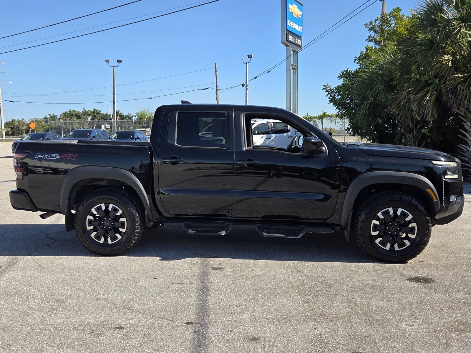 2022 Nissan Frontier Crew Cab PRO-4X 4x4