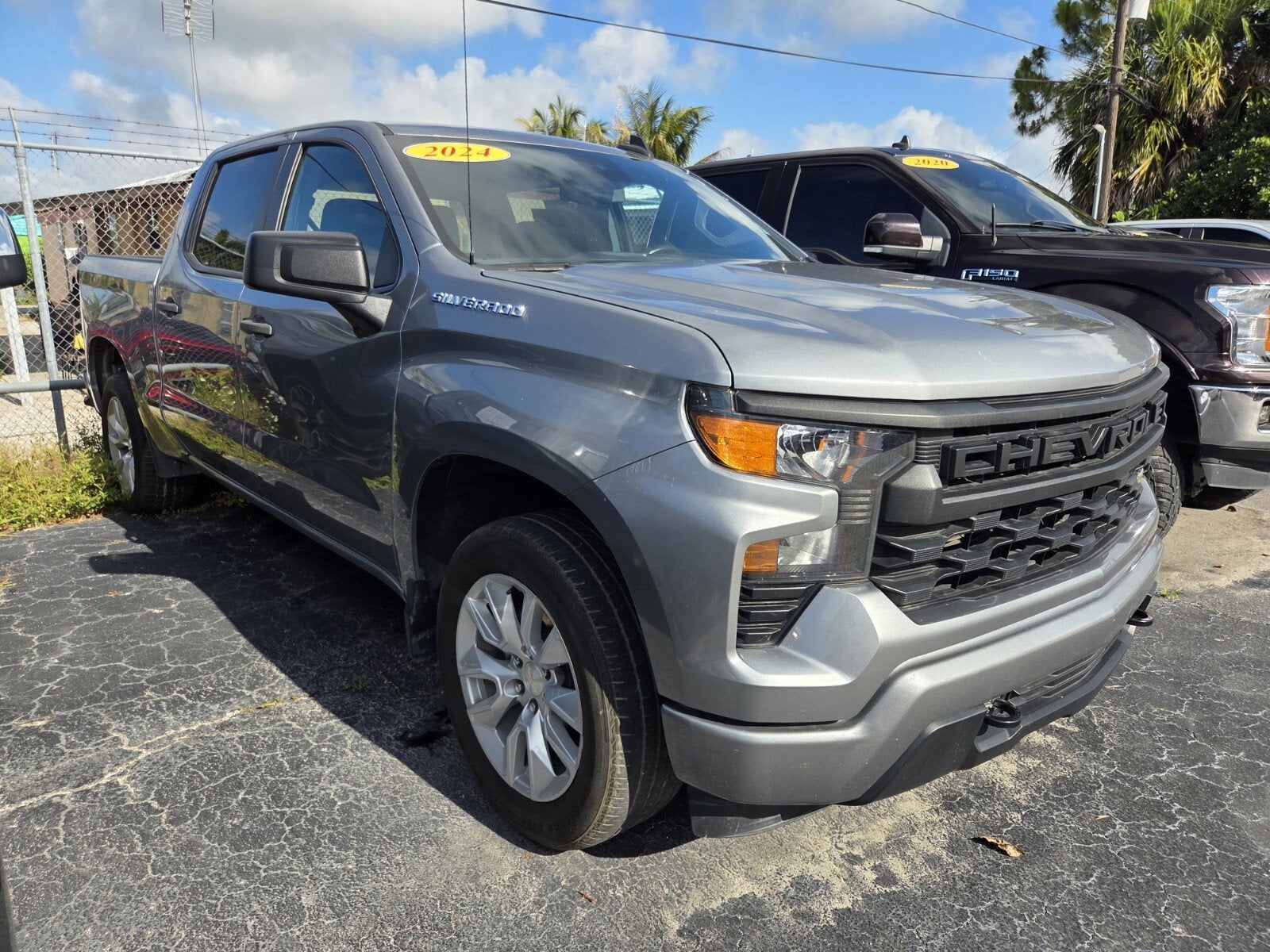 2024 Chevrolet Silverado 1500 Custom
