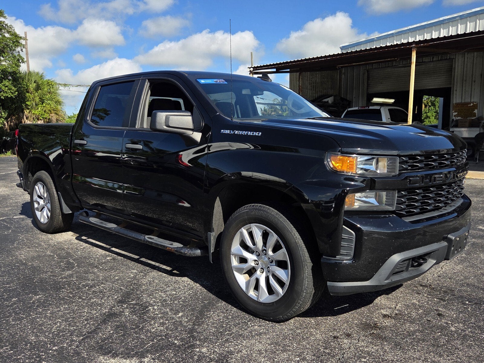 2021 Chevrolet Silverado 1500 Custom