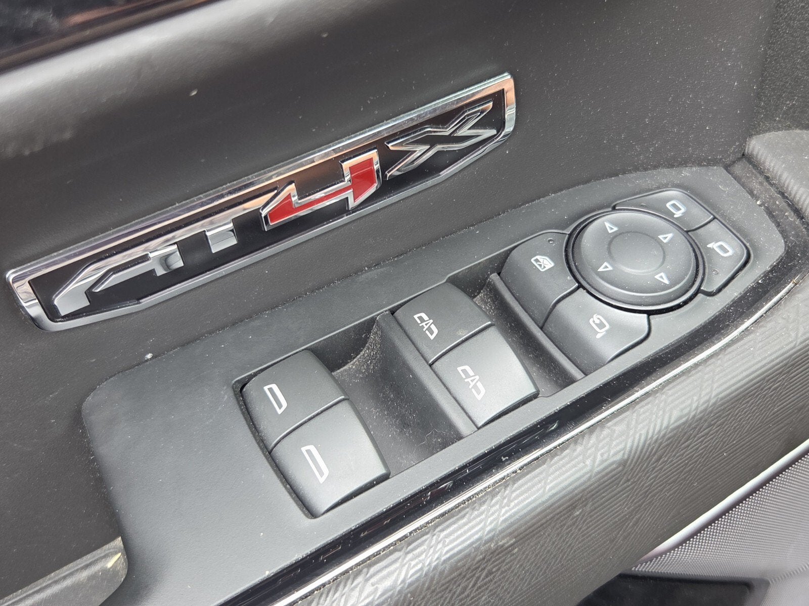 2023 GMC Sierra 1500 AT4X