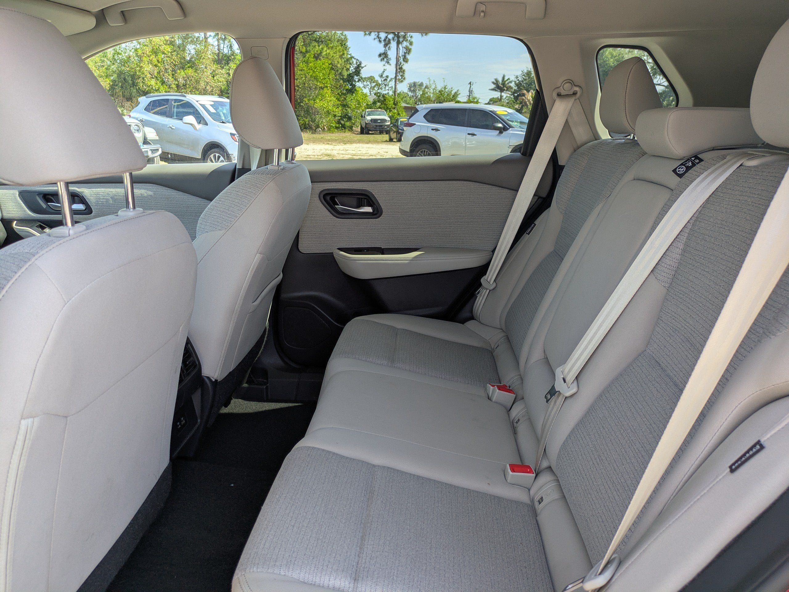 2023 Nissan Rogue SV FWD