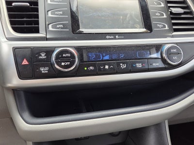 2015 Toyota Highlander LE Plus V6