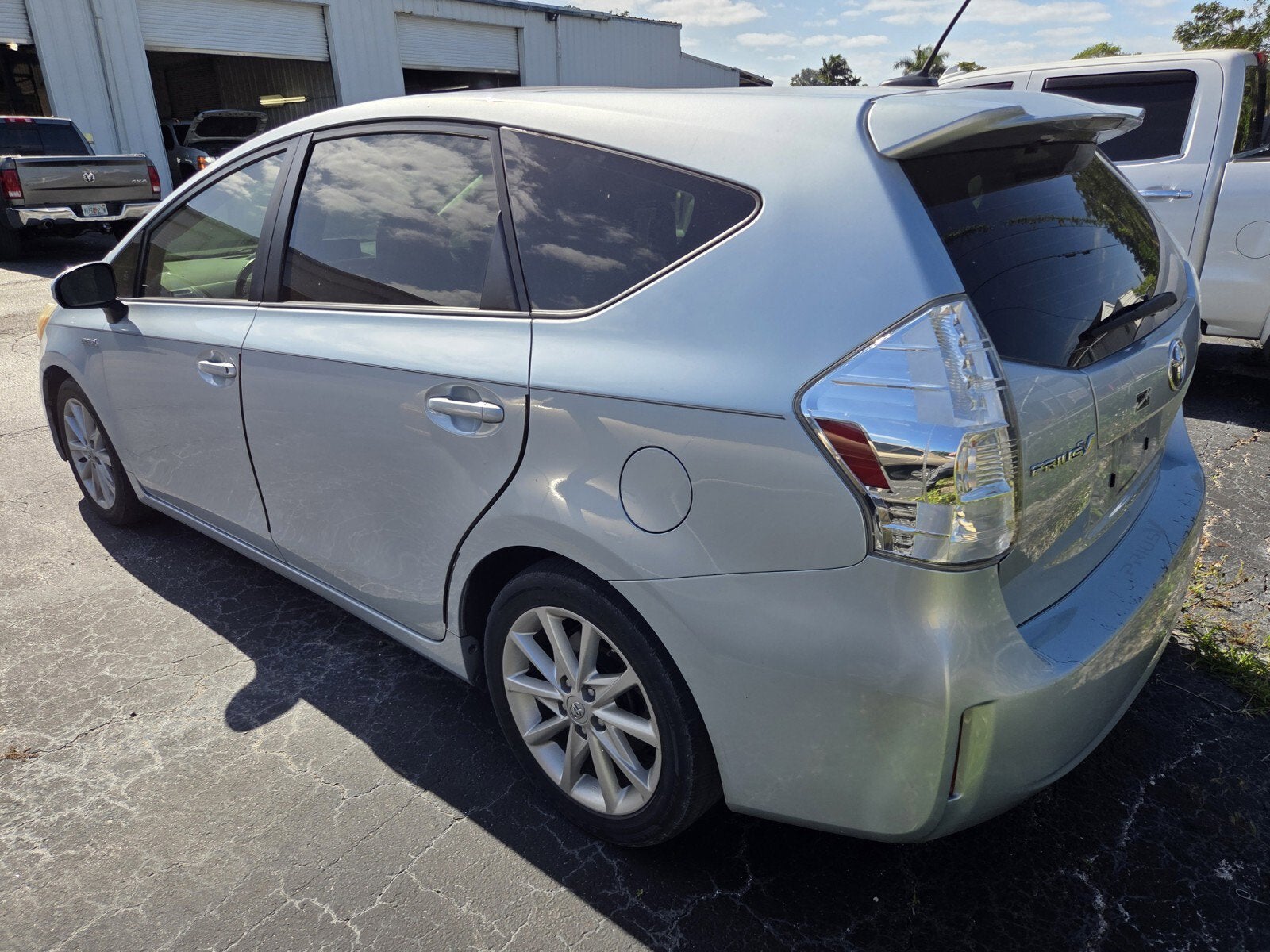 2013 Toyota Prius v Five