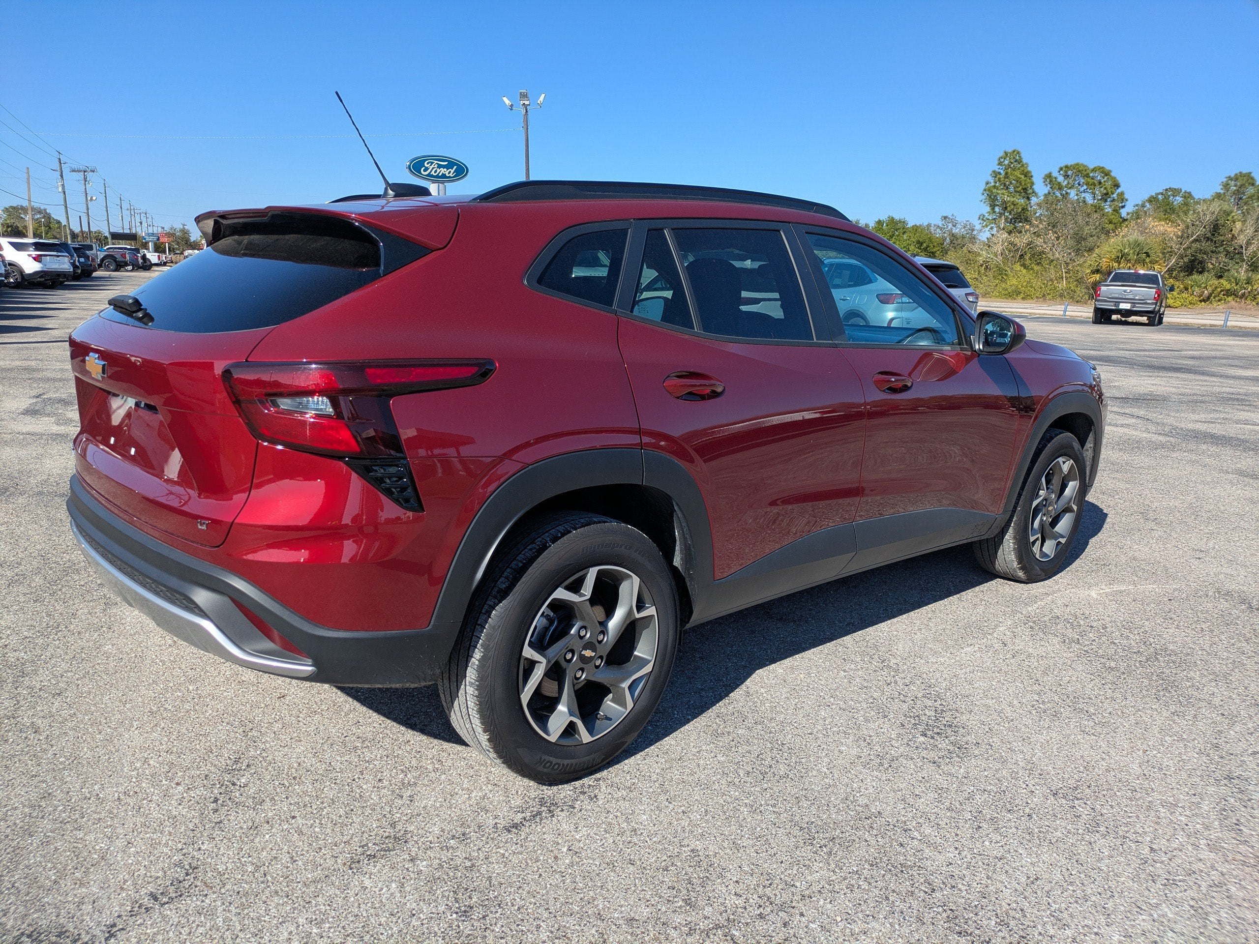 2025 Chevrolet Trax LT