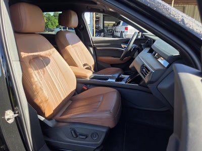 2019 Audi e-tron Premium Plus