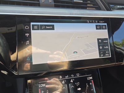 2019 Audi e-tron Premium Plus