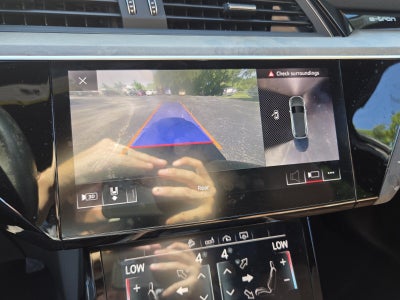 2019 Audi e-tron Premium Plus