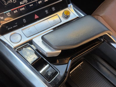 2019 Audi e-tron Premium Plus