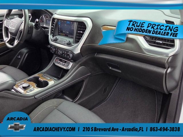2022 GMC Acadia SLE