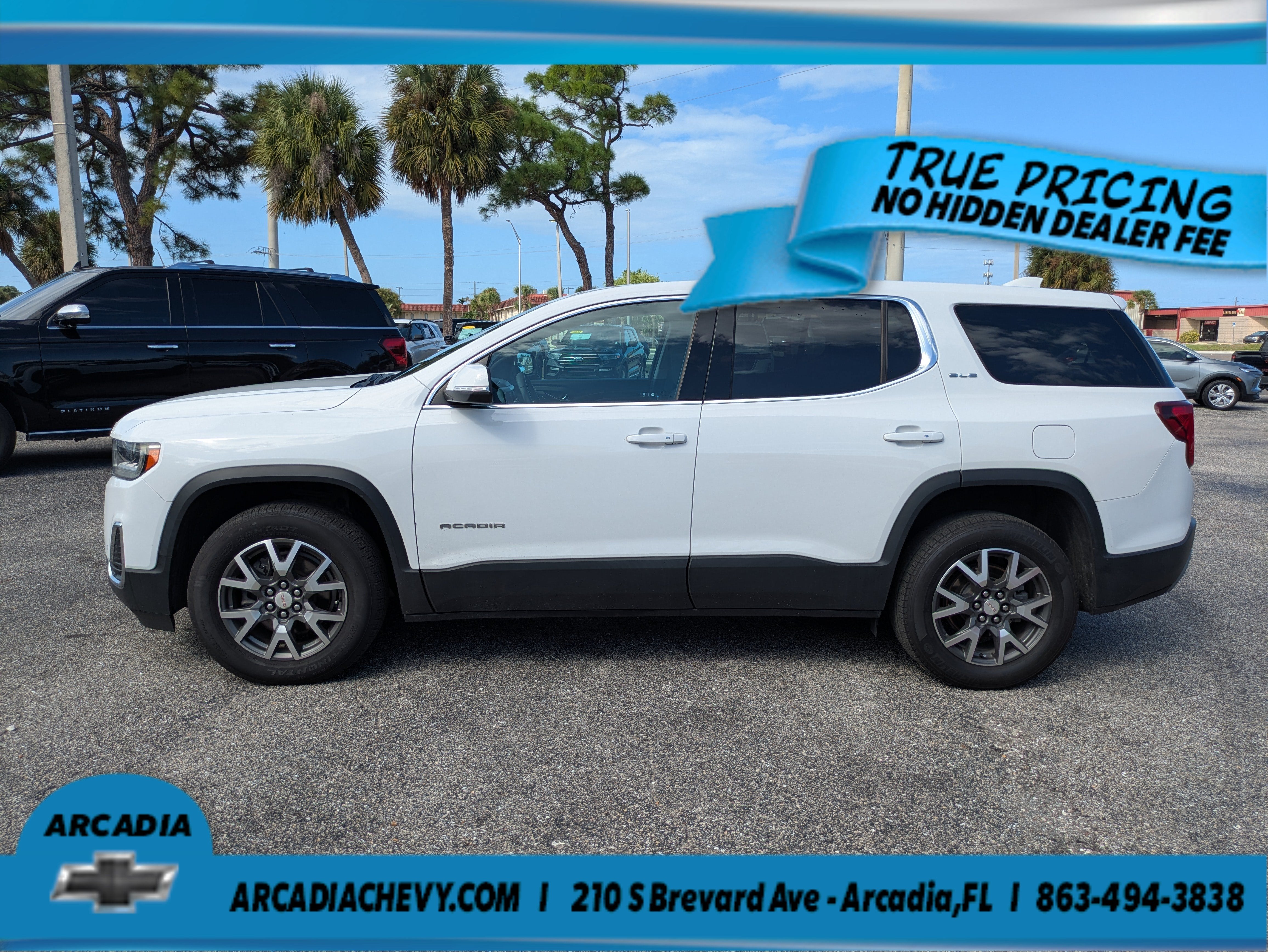 2023 GMC Acadia SLE