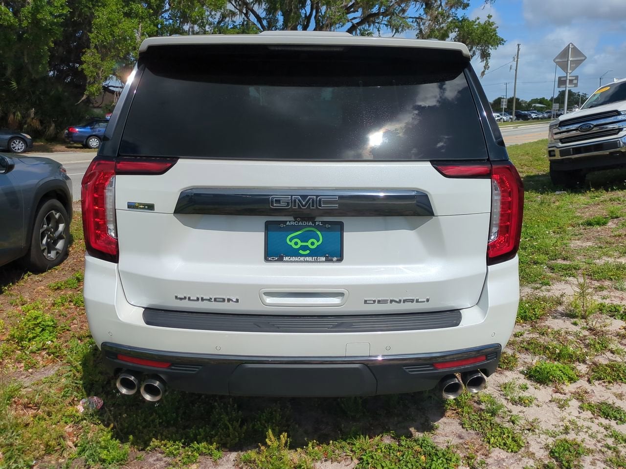 2023 GMC Yukon Denali Ultimate
