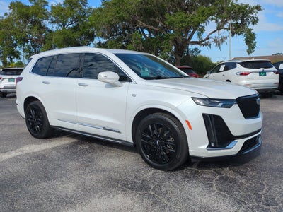 2024 Cadillac XT6 Luxury