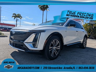 2024 Cadillac LYRIQ Luxury 1
