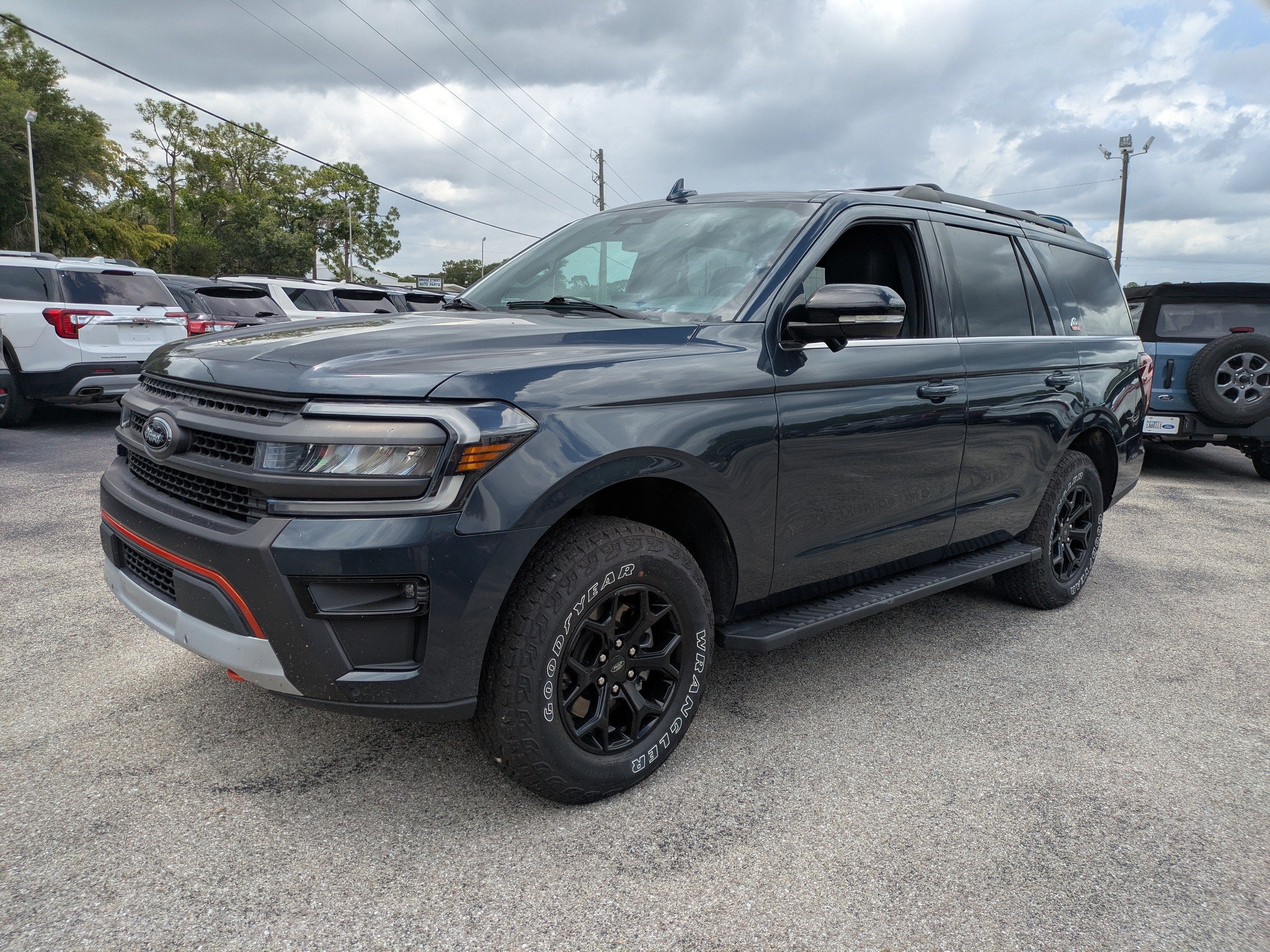 2022 Ford Expedition Timberline