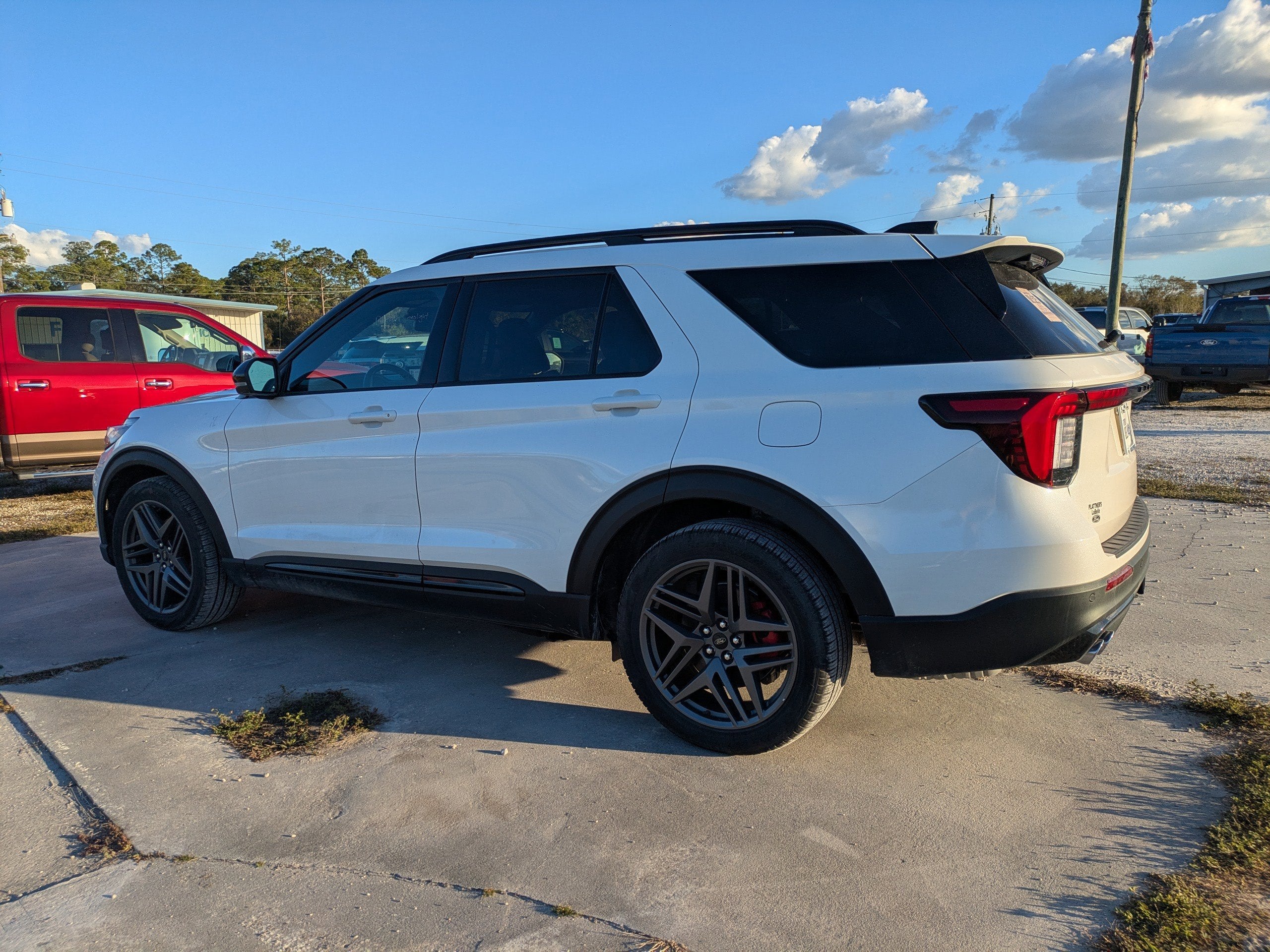 2025 Ford Explorer ST