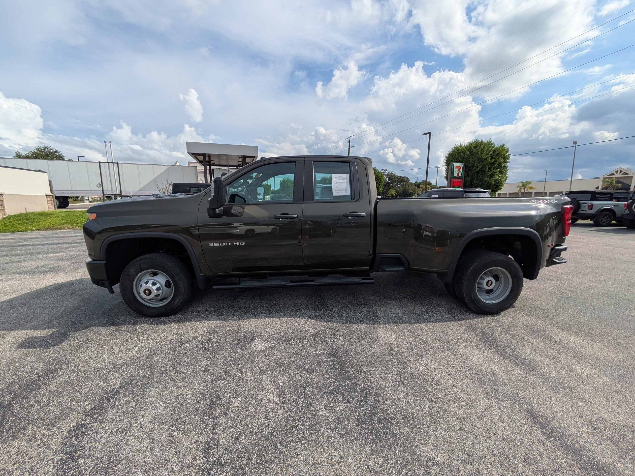 2022 Chevrolet Silverado 3500 HD Work Truck