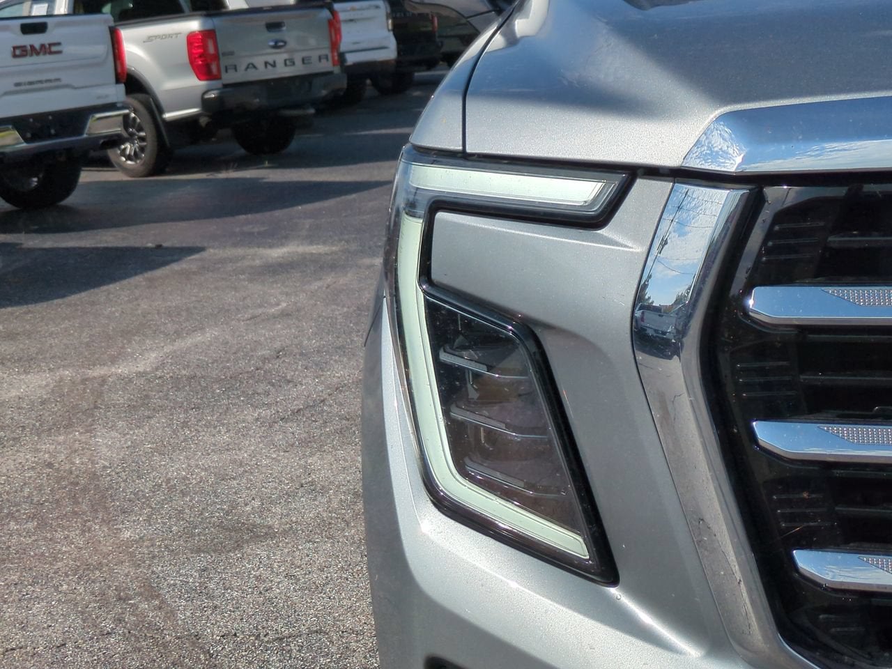 2025 GMC Yukon Elevation