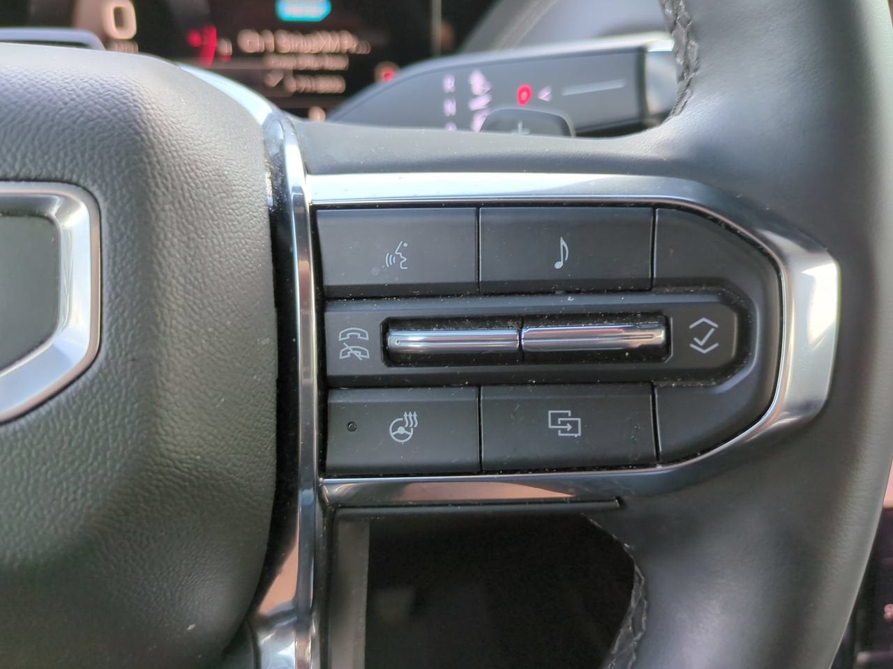 2025 GMC Yukon Elevation