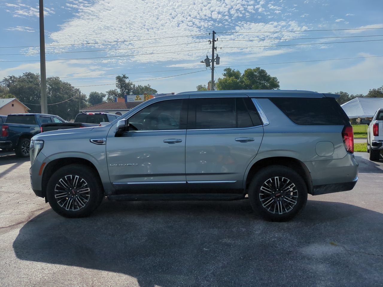 2025 GMC Yukon Elevation