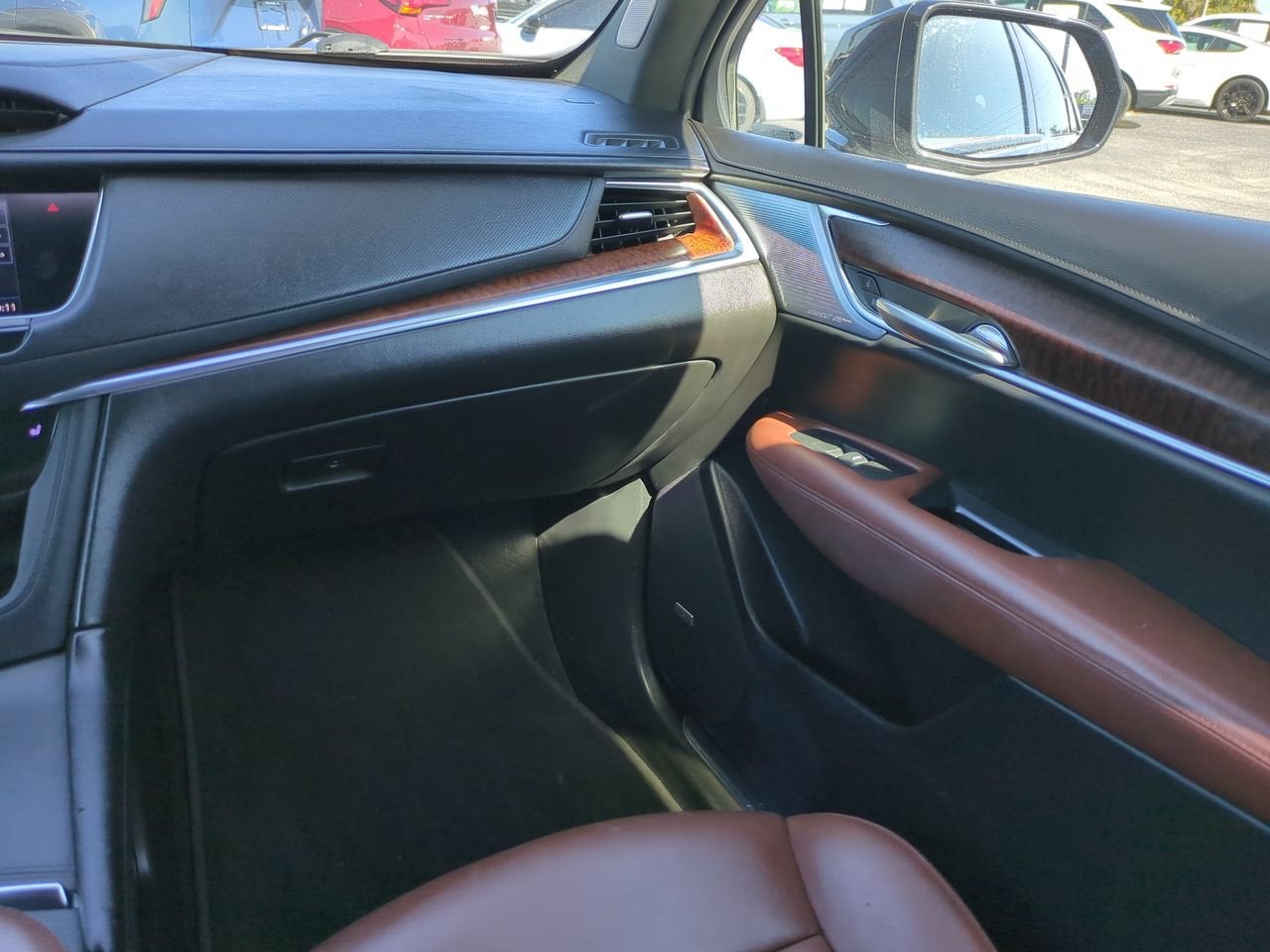 2020 Cadillac XT5 Sport