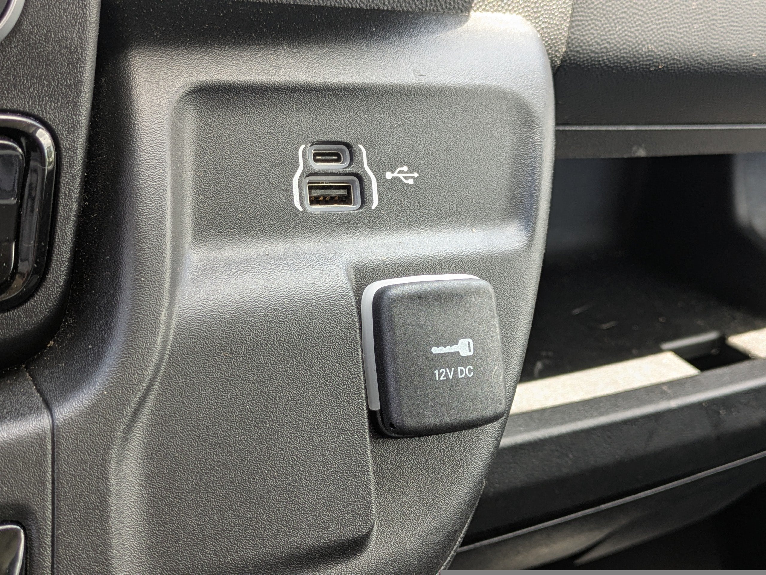 2026 RAM ProMaster 2500 Cargo Van Tradesman High Roof 159" WB w/Pass Seat