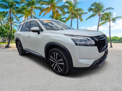 2023 Nissan Pathfinder Platinum 4WD
